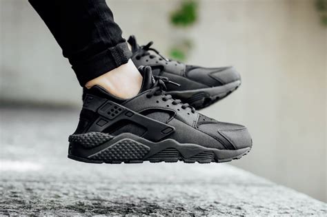 nike huarache herren black|nike huarache black price.